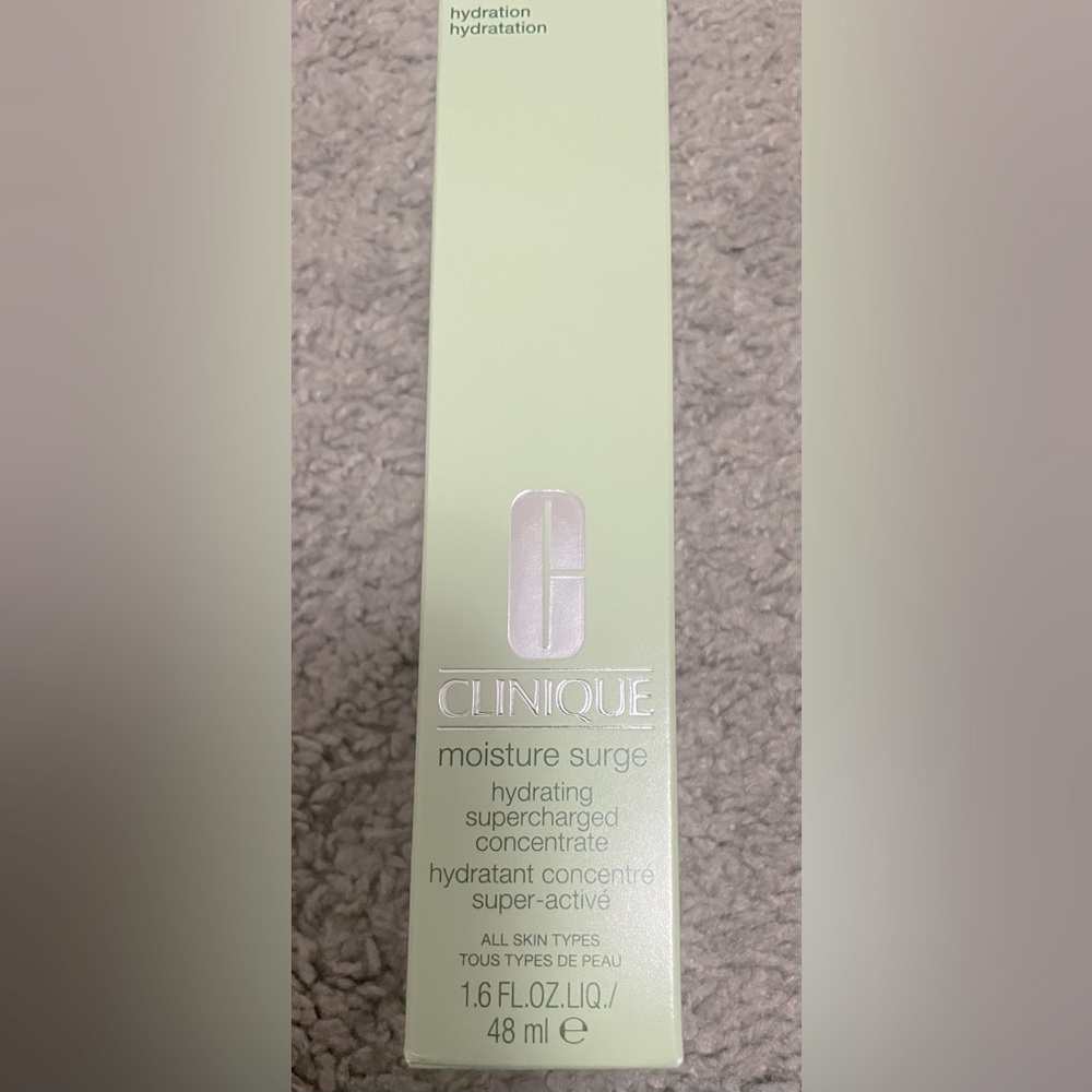 Clinique Moisture Surge Hydrating Supercharged Concentrate
